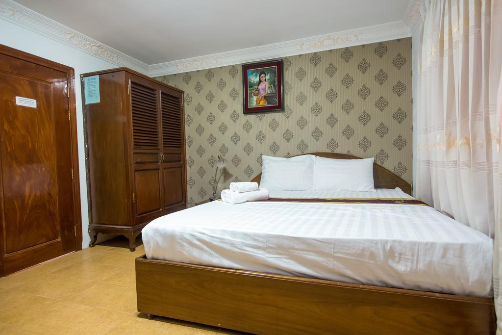 Flamingos Hotel Phnom Penh Exteriör bild